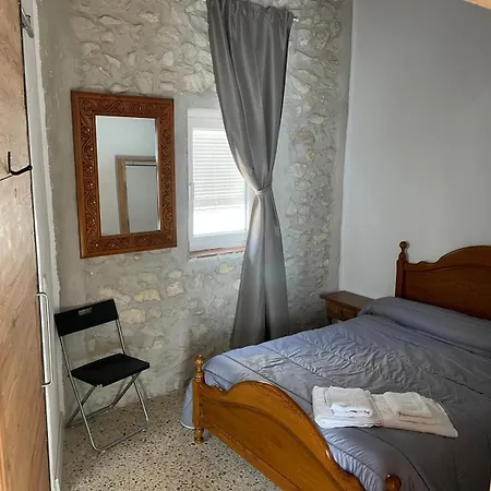Affittacamere Cal Tomaset Les Cabanyas Esterno foto